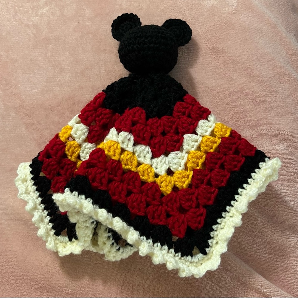 Hand Made Rattle Lovey ♥️